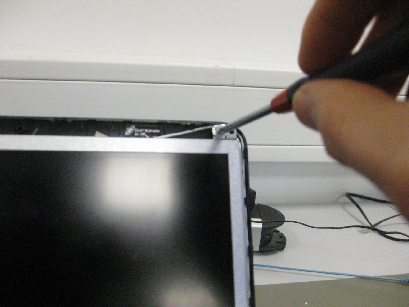 Display-Ausbau Bild 10